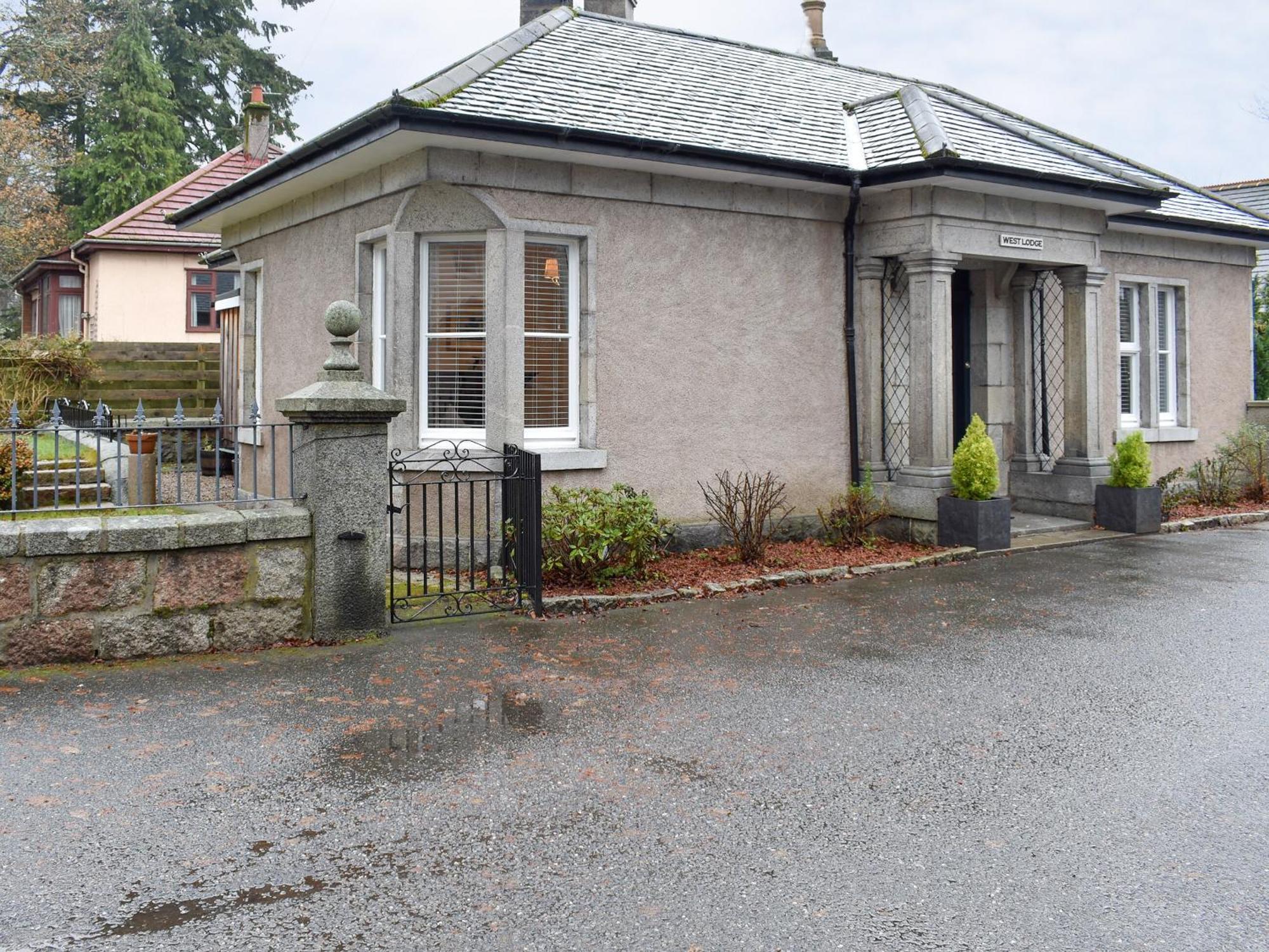 West Lodge Banchory Esterno foto